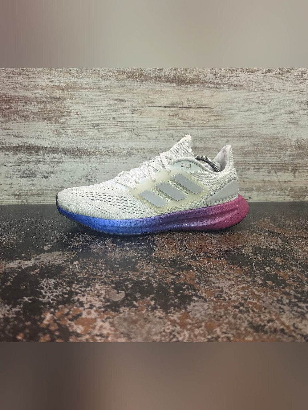 Mens Adidas PureBoost 22 Running Shoes Sz 10 Used HQ8585